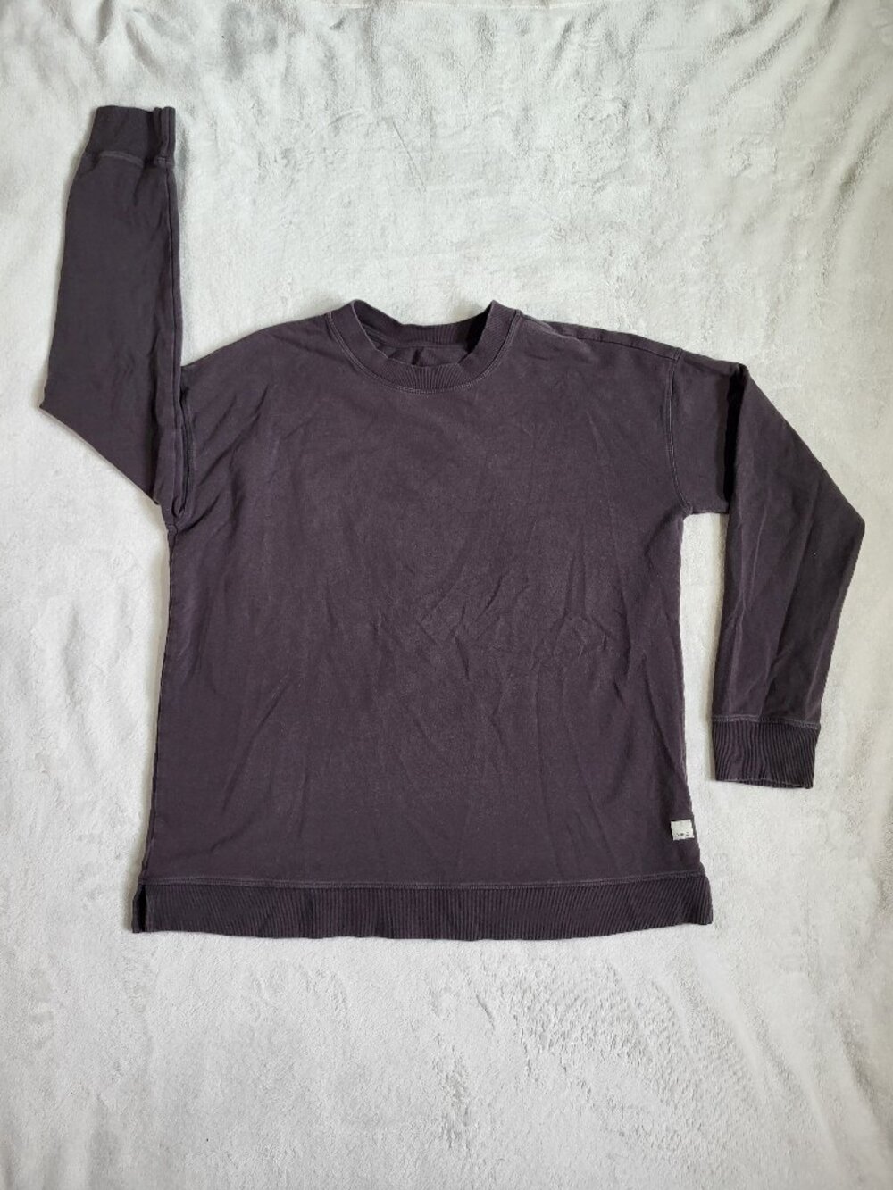 Vuori Mens Crew Neck Long Sleeve Tee - Small